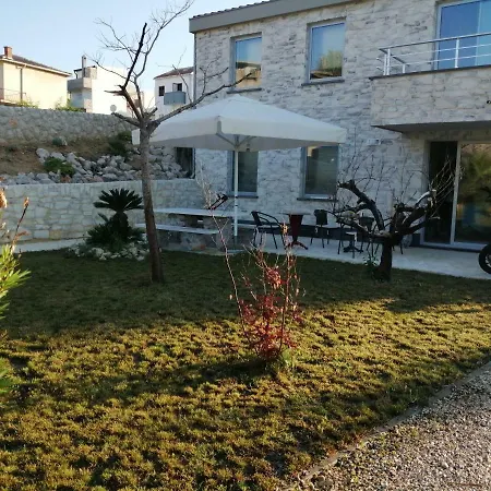 Vila White Stone *