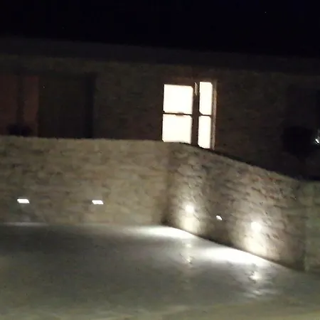 White Stone Vila *