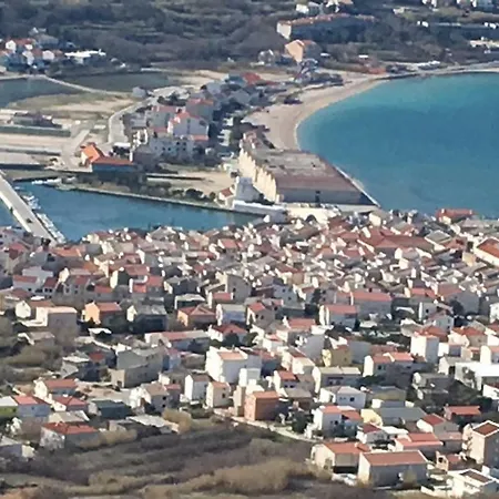 White Stone * Pag Town